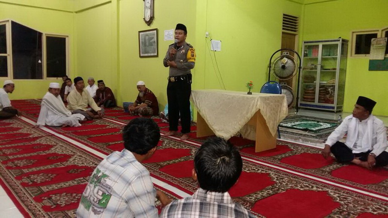 Polsek Siak Hulu Sampaikan Kultum Kamtibmas